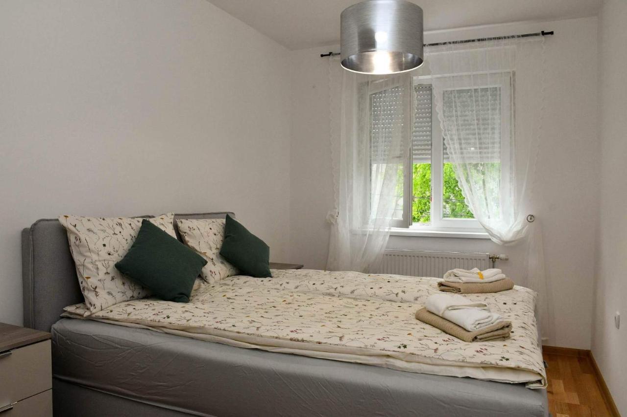 סומבור Apartman Harmony מראה חיצוני תמונה